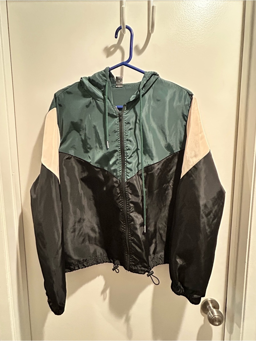 SHEIN Curve Emerald Green and Black Lightweight Hooded Jacket
